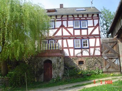 Idyllisch wohnen Liebevoll ökologisch restauriertes Fachwerkhaus auf dem Land
