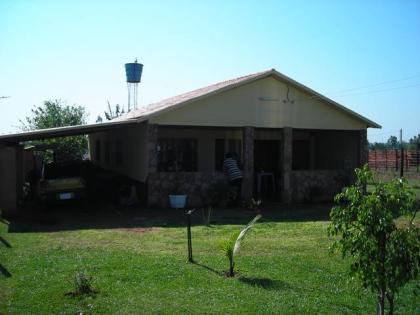 2 Häuser in Independencia Paraguay
