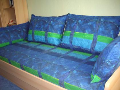 Jugendzimmer - NEUWERTIG - Bett Regale Kommode Hifi-Center