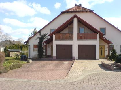 Grosses 2-Familien-Haus mit grossem Garten in ruhiger zentraler Umgebung