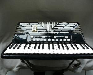 Hohner Imperator V Musette fünchörig Cassotto 21 Diskantregister Topzustand