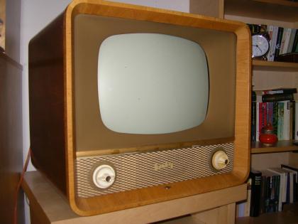 50iger Jahre Nostalgie-Fernsehgerät Rafena Derby Bj. 59