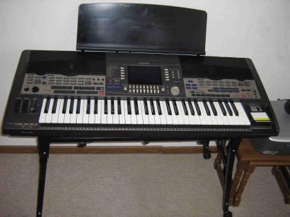 Verkaufe / Biete Yamaha Psr 9000 V2 4GB mit Bühnenprogramm