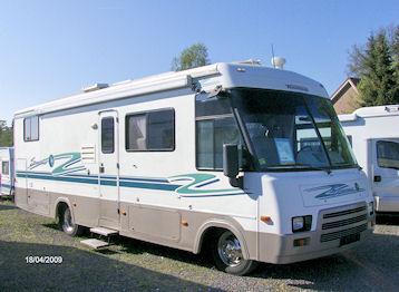 Winnebago Suncruiser mit Wohnraum Klima u. s. w.