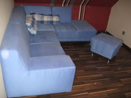 Couch blau Stoff neuwertig keine Kratzer Macken günstig zu verkaufen