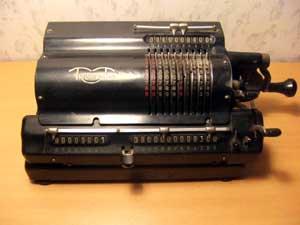 Mechanische Rechenmaschine Triumphator