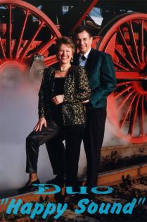 Das Duo Happy Sound empfiehlt sich für Ihre nächste Feier