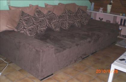 Wegen Umzug großes Big Sofa schöne Einbauküche Essplatz moderne Wohnwand zu v