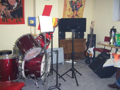 Suchen Sänger Musikrichtung AC/DC etc.