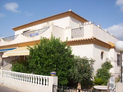 Schoenes Quattrohaus in Orihuela-costa Playa Flamenca 1 km vom meer Spanien