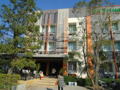 Ueberzeugende Hotelanlage in Buriram Thailand - Invest aktive/passive Beteilig