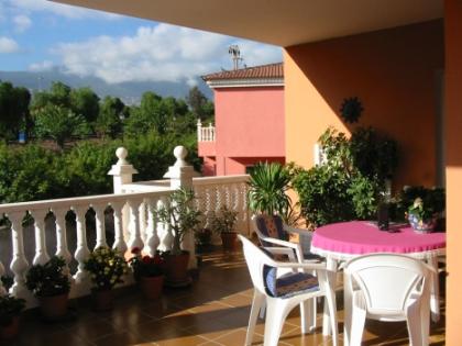Wohnung mit grosser Terrasse Pool Garage in Puerto de la Cruz Teneriffa