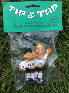 Tip und Tap WM Maskottchen 74