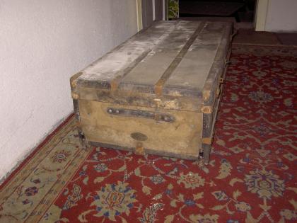 Reisekoffer mit Rädern aus der guten alten Zeit