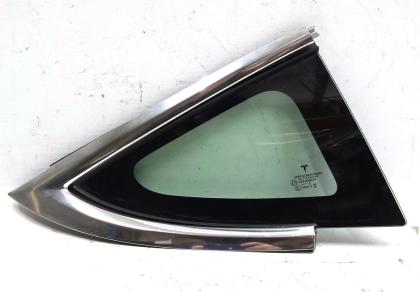Kotflügelglas hinten rechts Fenster mit verchromtem Tesla Modell 3 1098758-00-