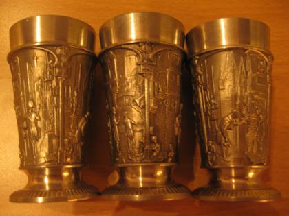 3 Schnapsbecher aus 95 reinem Zinn in gutem Zustand
