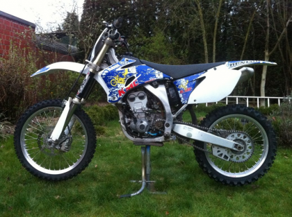 Yamaha YZF 250 gestohlen