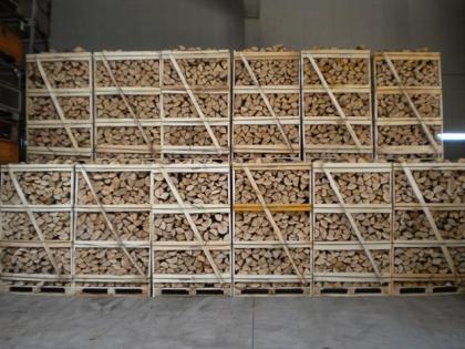Biete Brennholz Eiche Esche Buche Hainbuche